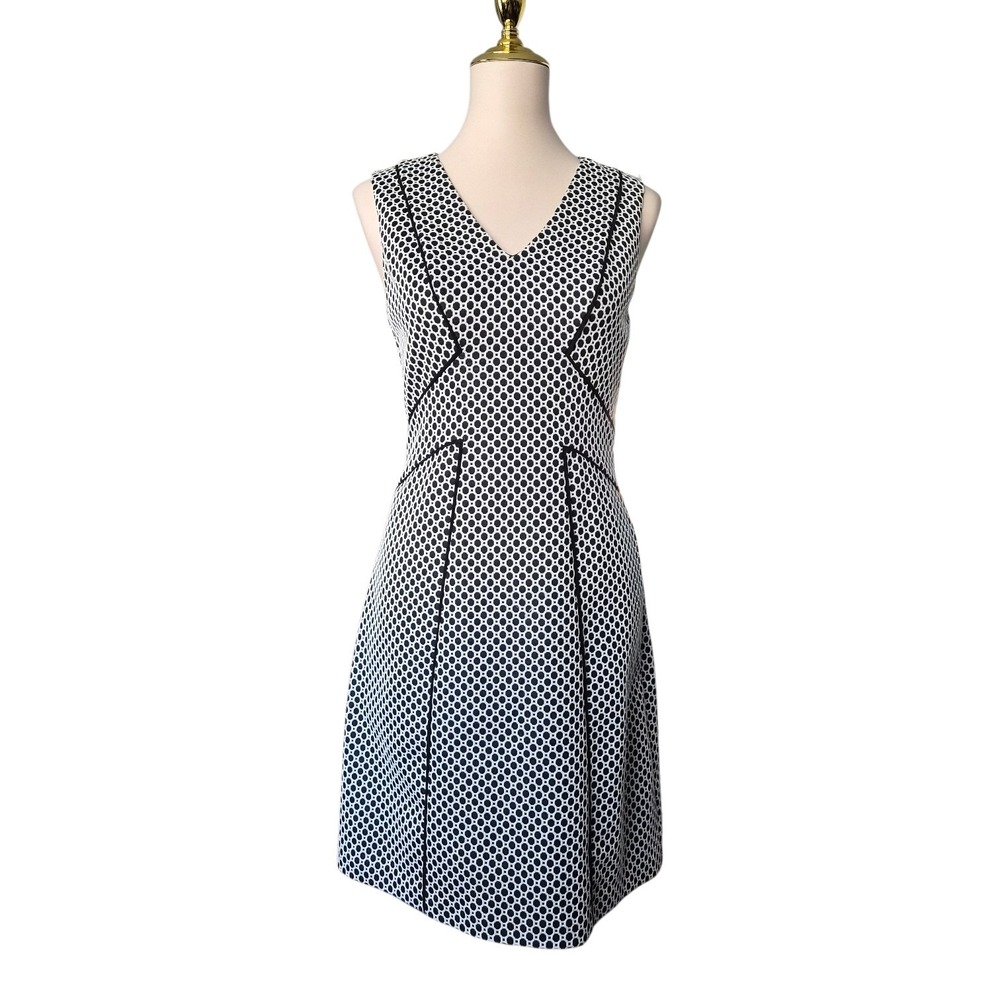 Adrianna Papell 6 Women's Geometric Black and White Fit‎ and Flare Dress